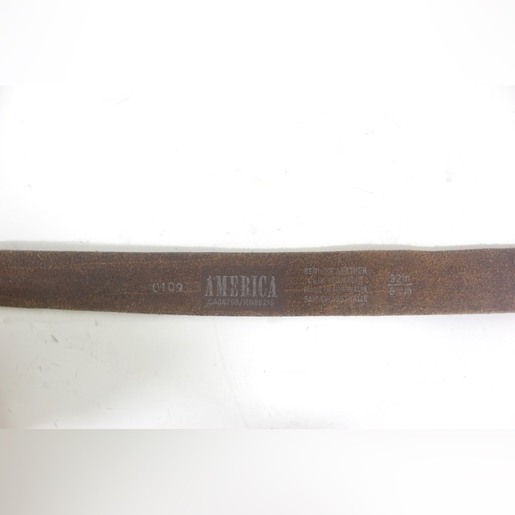 Distressed Brown Leather Belt with America 1974 Silver Buckle Made in Australia - Picture 8 of 8
